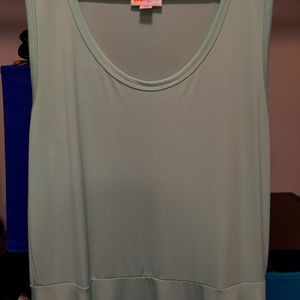 LuLaRoe Nicky size Medium